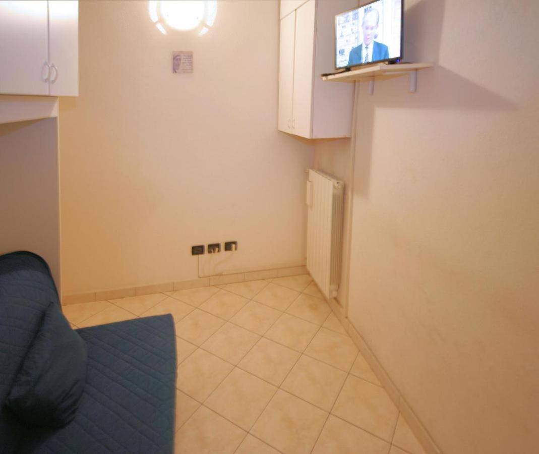 Italianway - Garibaldi 135 Apartment Loano Ngoại thất bức ảnh